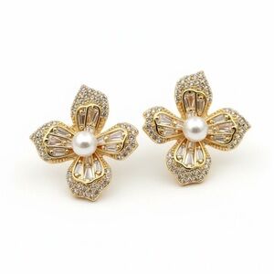 FLORAL CZ PEARL GOLD EARRINGS